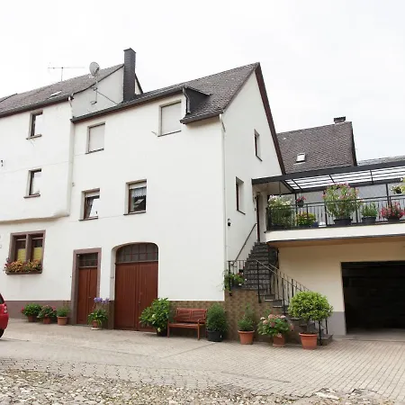 Apartment Pleasant In Bei Cochem With Garden *