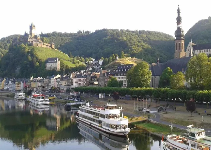 Lakeside Escape Lejlighed